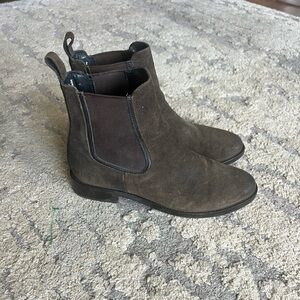 Women's Thursday brown Chelsea boot size 8.5